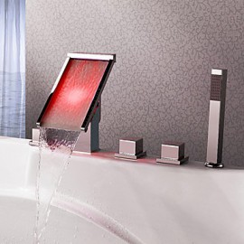 Zeitgenössisch 3-Loch-Armatur LED / Wasserfall / Handdusche inklusive with Keramisches Ventil Drei Griffe Fünf Löcher for Chrom,
