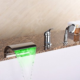 Zeitgenössisch Romanische Wanne LED / Wasserfall / Handdusche inklusive with Keramisches Ventil Einhand Drei Löcher for Chrom,