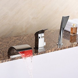 Zeitgenössisch Romanische Wanne LED / Wasserfall / Handdusche inklusive with Keramisches Ventil Einhand Drei Löcher for Chrom,