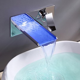 Zeitgenössisch Wandmontage LED / Wasserfall with Keramisches Ventil Einzigen Handgriff Zwei Löcher for Chrom, Waschbecken Wasserhahn