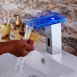 Zeitgenössisch deckenmontiert Wasserfall / Sensor with Elektromagnetventil Hände frei Ein Loch for Chrom, Waschbecken Wasserhahn