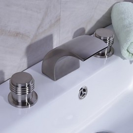 Badewanne & Dusche Wasserfall Zwei Griffe Drei Löcher with Gebürsteter Nickel Waschbecken Wasserhahn